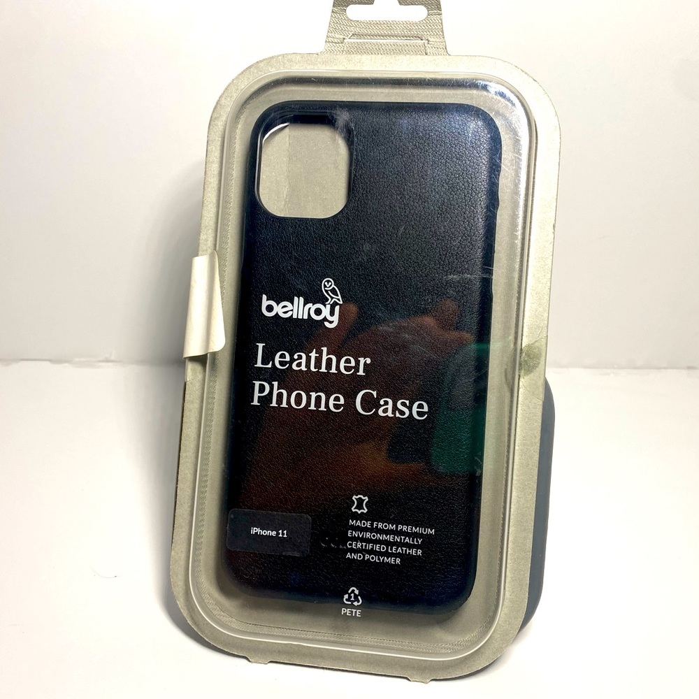 📲 IPHONE 11 PRO SLIM LEATHER PHONE CASE IN BLACK
